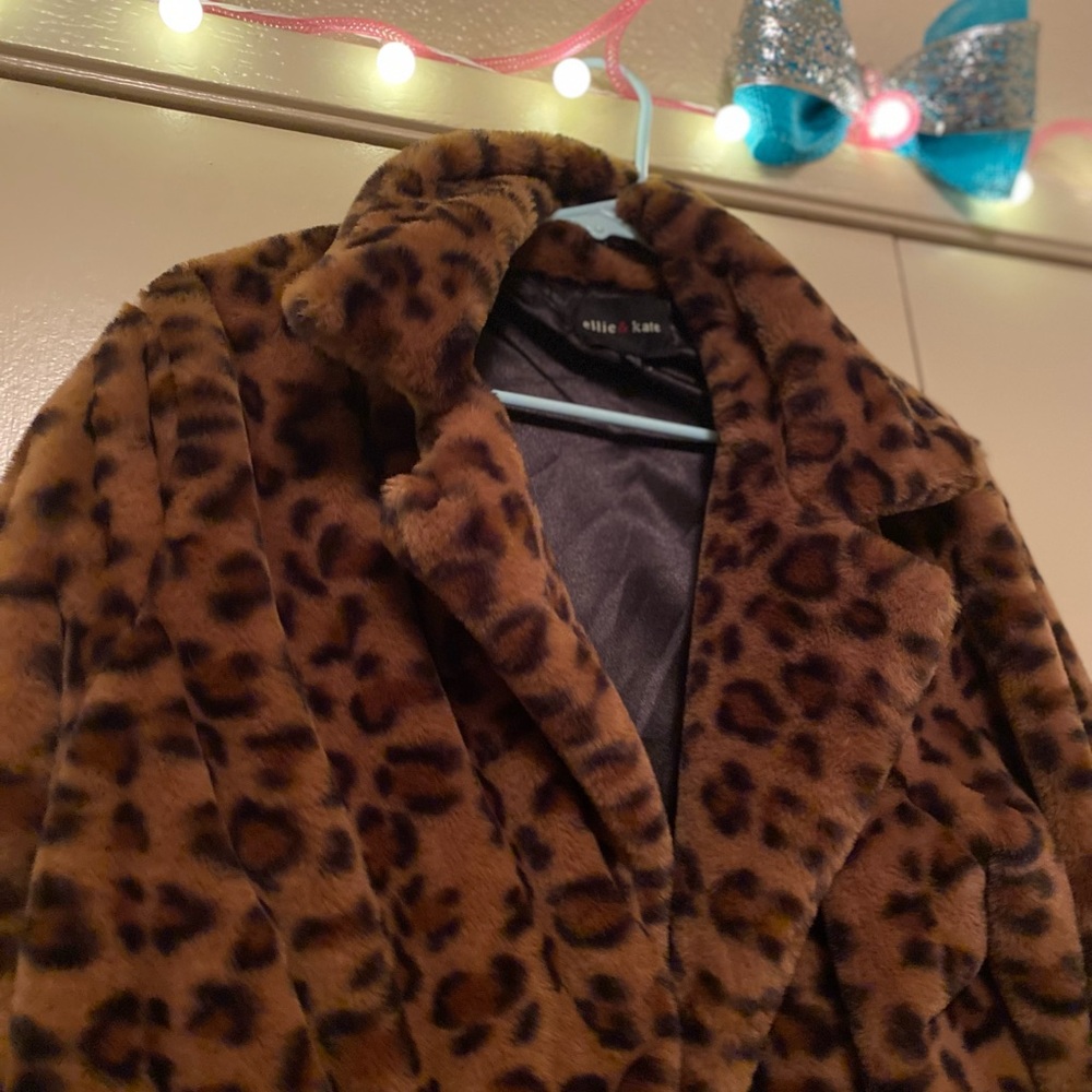 Ellie & Kate womens leopard Jacket/size L